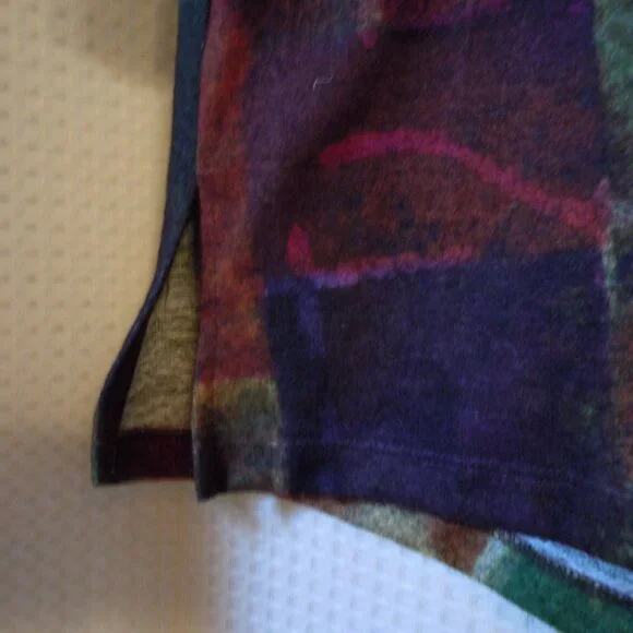 Ali Miles Multicolor Stained Glass Abstract Colors Long Sleeve V-Neck XL - Picture 6 of 7